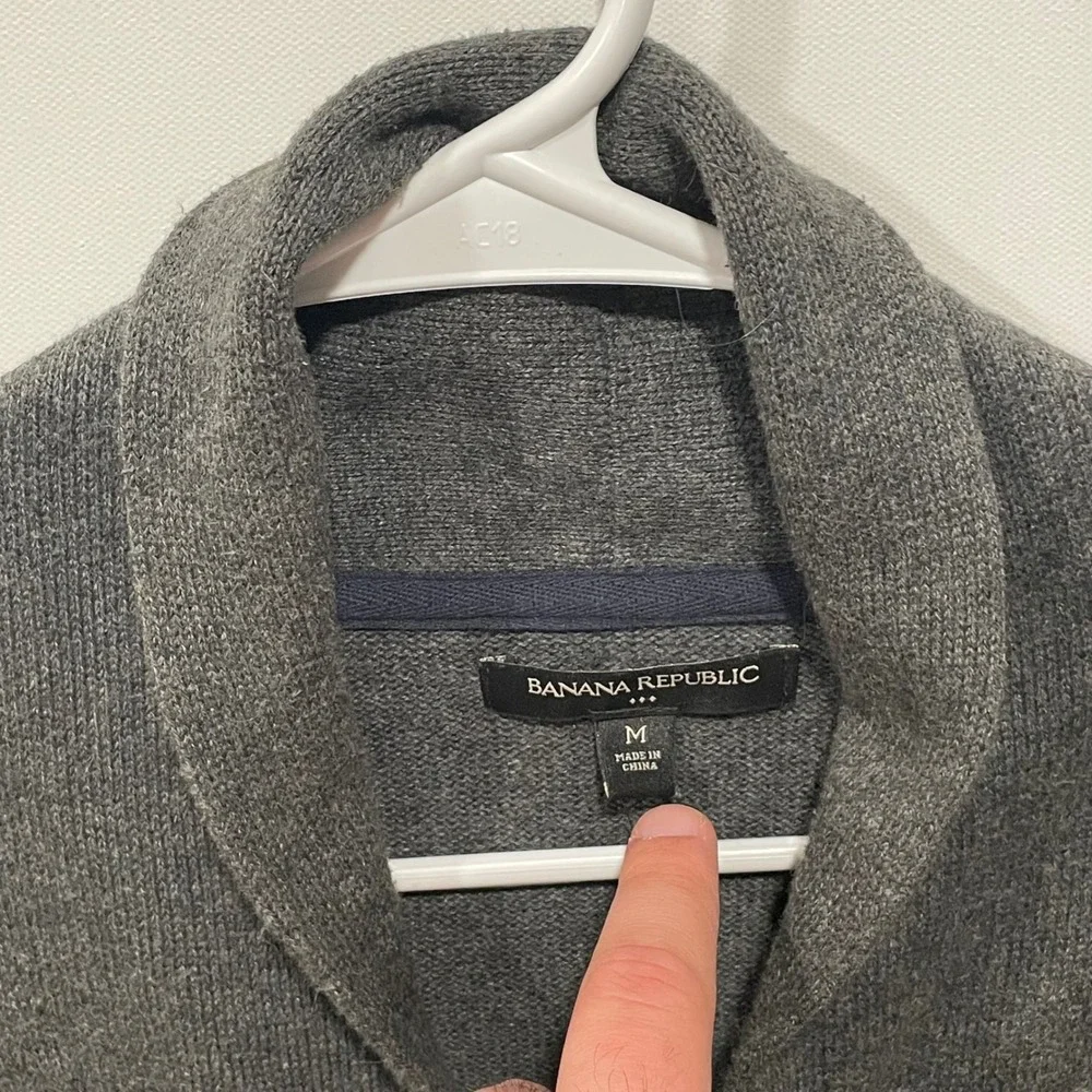 Banana Republic‎ Men Charcoal Shawl Collar Cardigan Sweater Medium Button Front